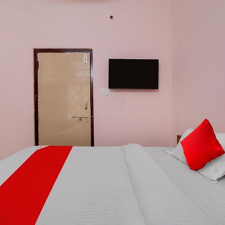 Hotel O Flagship 81233 Hotel Ns Guest Inn - II Bheemunipatnam Exteriér fotografie