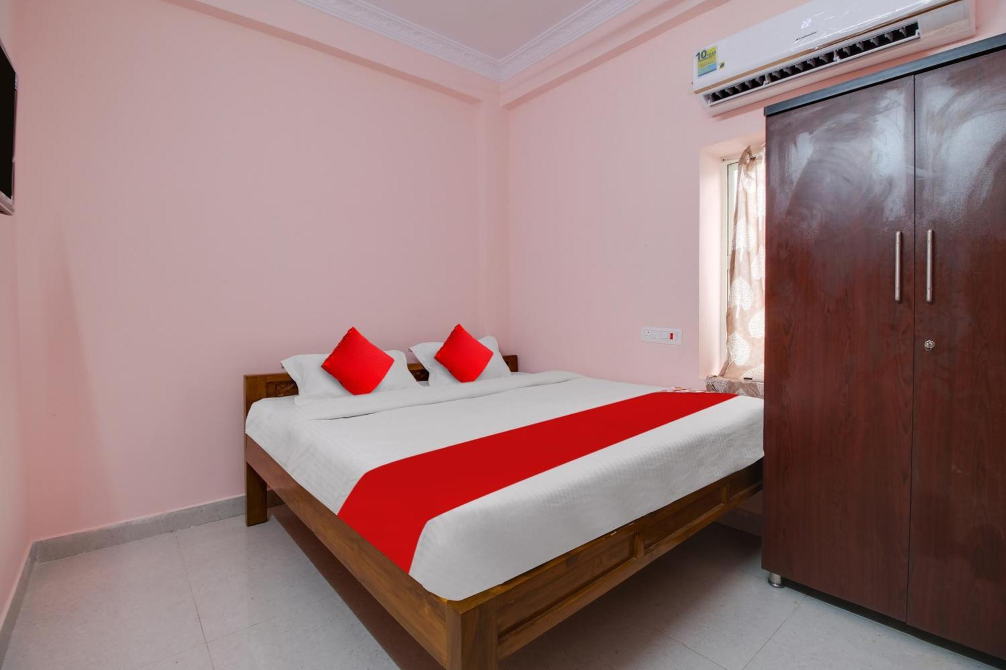Hotel O Flagship 81233 Hotel Ns Guest Inn - II Bheemunipatnam Exteriér fotografie