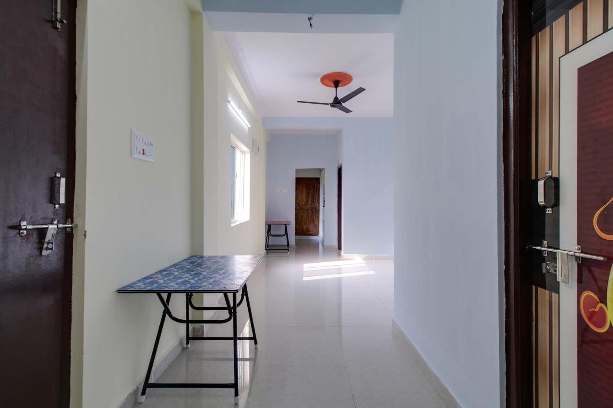 Hotel O Flagship 81233 Hotel Ns Guest Inn - II Bheemunipatnam Exteriér fotografie